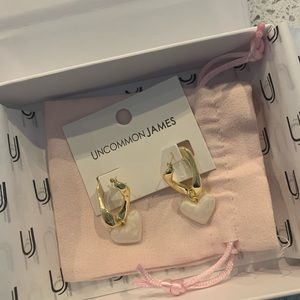 Uncommon James Earrings! 🌼